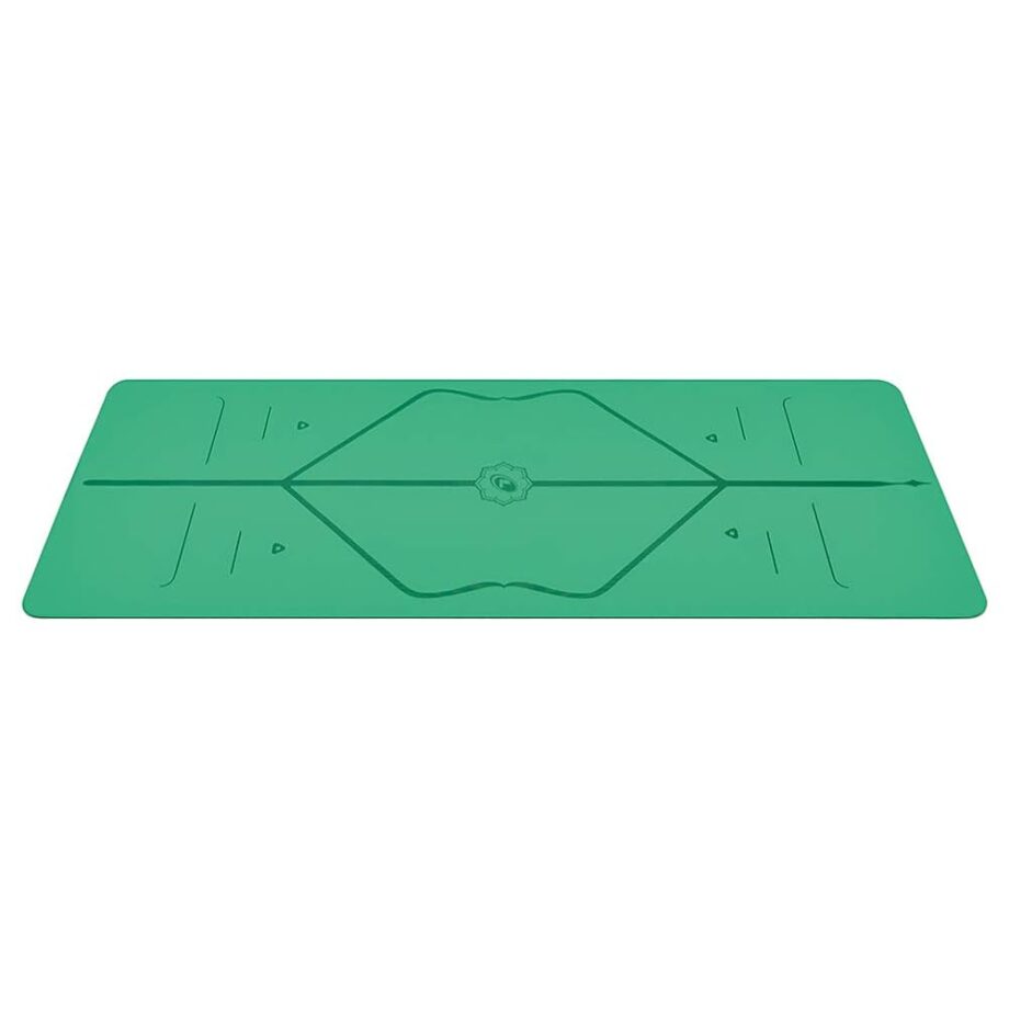 Liforme Travel Yoga mat – Free Yoga Bag, Patented Alignment System, Warrior-Like Grip, Non-Slip, Eco-Friendly and Biodegradable, Ultra-Lightweight and Sweat Resistant, Made with Natural Rubber – Green