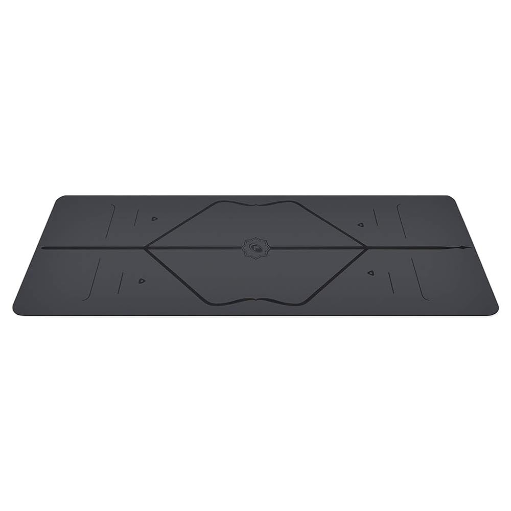 Liforme Travel Yoga mat – Free Yoga Bag, Patented Alignment System, Warrior-Like Grip, Non-Slip, Eco-Friendly and Biodegradable, Ultra-Lightweight and Sweat Resistant, Made with Natural Rubber – Gray