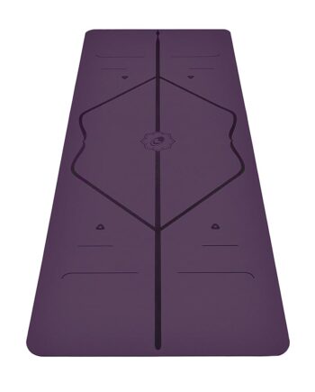 Liforme Original Yoga Mat – Free Yoga Bag Included - Patented Alignment System, Warrior-like Grip, Non-slip, sweat-resistant, 4.2mm thick mat for comfort - Purple