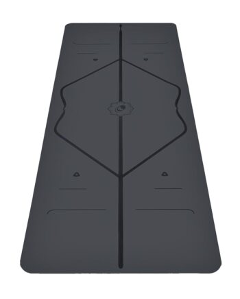 Liforme Travel Yoga mat – Free Yoga Bag, Patented Alignment System, Warrior-Like Grip, Non-Slip, Eco-Friendly and Biodegradable, Ultra-Lightweight and Sweat Resistant, Made with Natural Rubber – Gray
