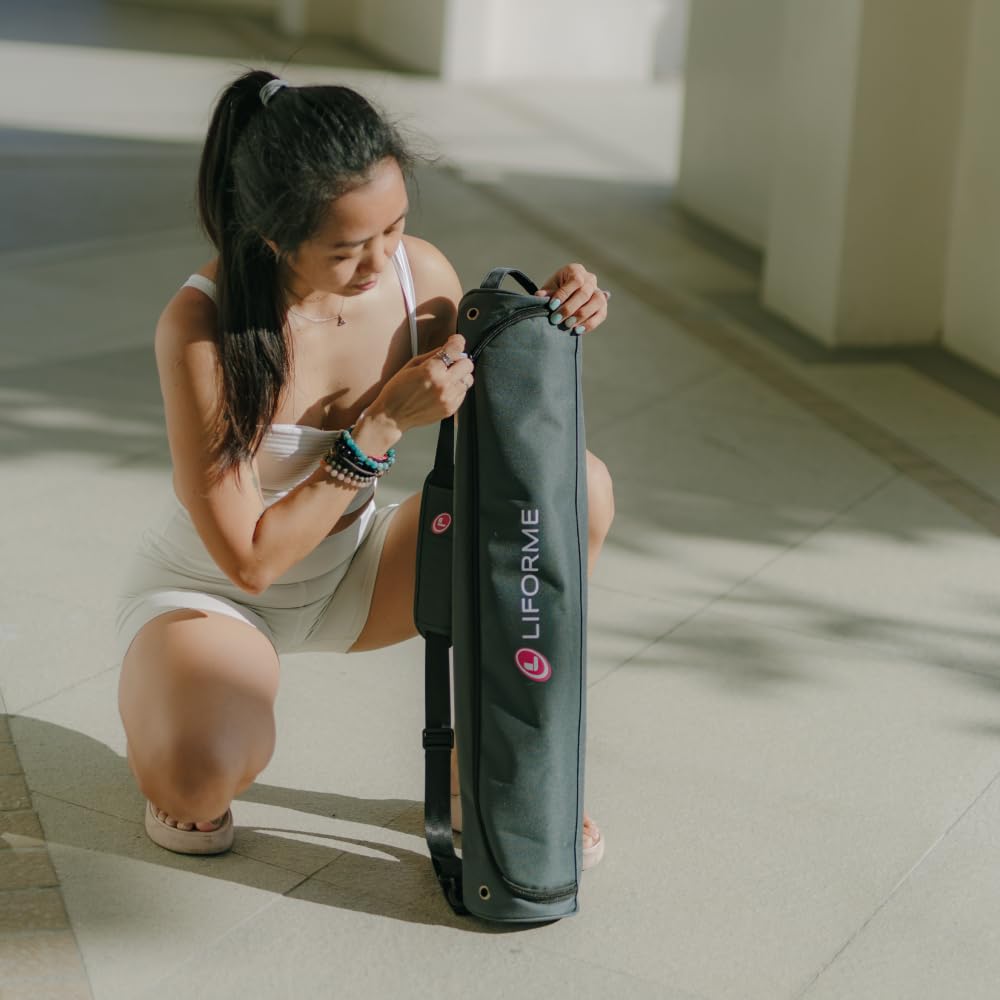 Liforme Original Yoga Mat – Free Yoga Bag Included - Patented Alignment System, Warrior-like Grip, Non-slip, Eco-friendly, sweat-resistant, 4.2mm thick mat for comfort - Green