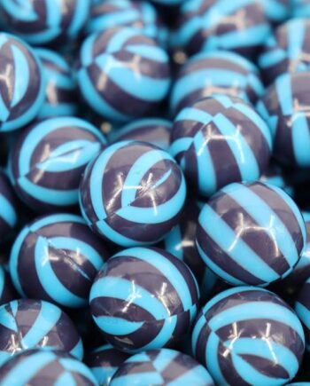 Valken Graffiti Paintballs - .68 Caliber - Tournament-Grade Accuracy, Bright Fill, Eco-Friendly & Consistent Performance - 2000 Count
