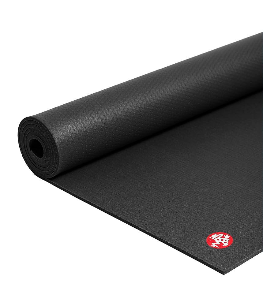 Manduka PRO Yoga Mat – Premium 6mm Thick Mat, Eco Friendly, Oeko-Tex Certified, Free of ALL Chemicals, High Performance Grip, Ultra Dense Cushioning for Support & Stability in Yoga, Pilates, Gym and Any General Fitness - 85 inches, Black, 85" x 26"