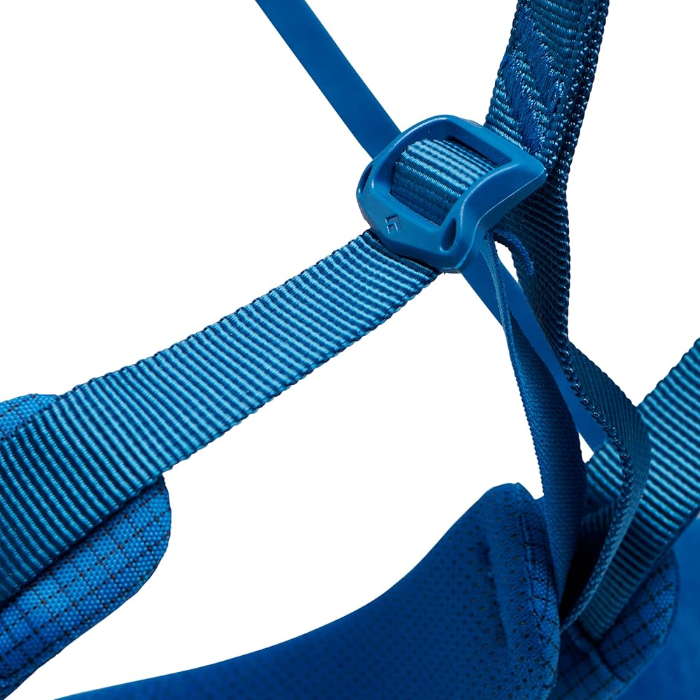 BLACK DIAMOND Men’s Momentum Rock Climbing Harness | Adjustable Waist & Leg Loops | Dual Core Construction | Lightweight Comfort | Kingfisher | Small