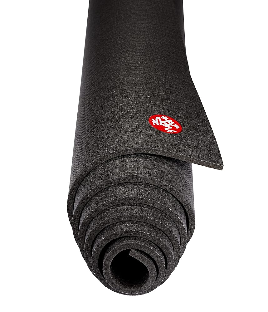 Manduka PRO Yoga Mat – Premium 6mm Thick Mat, Eco Friendly, Oeko-Tex Certified, Free of ALL Chemicals, High Performance Grip, Ultra Dense Cushioning for Support & Stability in Yoga, Pilates, Gym and Any General Fitness - 85 inches, Black, 85" x 26"
