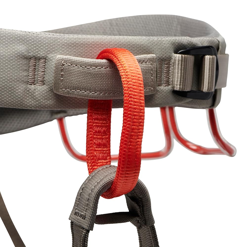 BLACK DIAMOND Men’s Momentum Rock Climbing Harness | Adjustable Waist & Leg Loops | Dual Core Construction | Lightweight Comfort | Moonstone | Medium